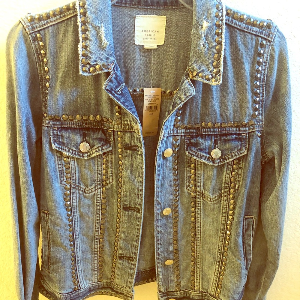 American Eagle Studded jean jacket “NWT”